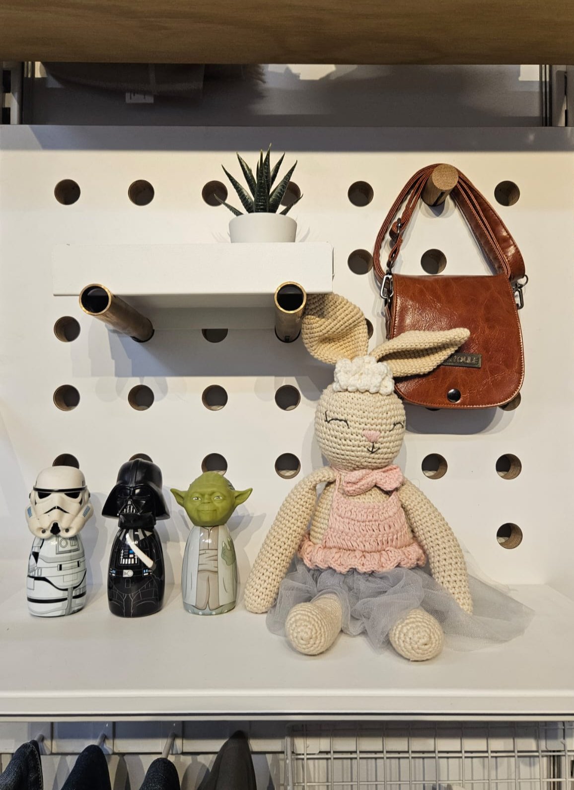 Peggie Tray, 220Wx150D